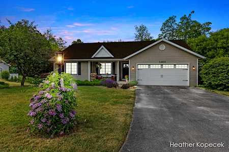 13855 Rolling Creek Dr Lowell, MI 49331