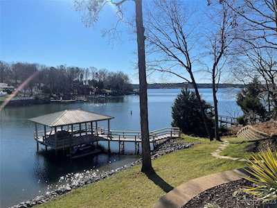 29046 Snapper Point Tega Cay, SC 29708