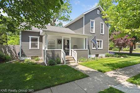 222 West St Howell, MI 48843