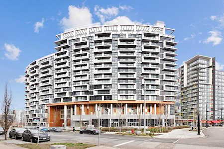 1768 Cook Street #707 Vancouver, BC V5Y 0N3