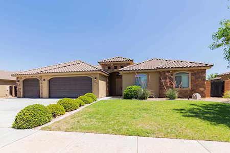 2527 S Wilson DR Hurricane, UT 84737