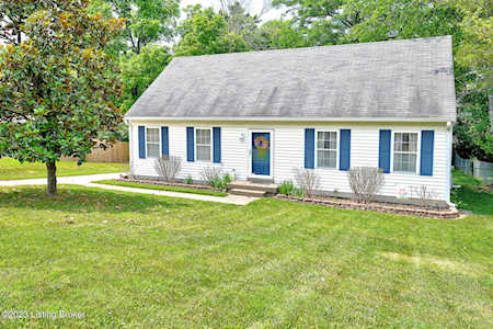 7808 Watering Pl Louisville, KY 40291