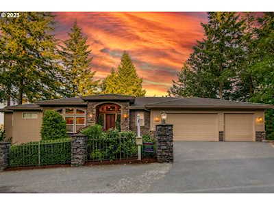 17900 Green Bluff DR Lake Oswego, OR 97034