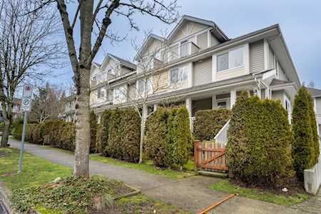 7136 18th Avenue #2 Burnaby, BC V3N 1H1