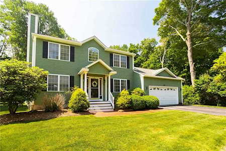 31 Browns Farm Dr South Kingstown, RI 02881