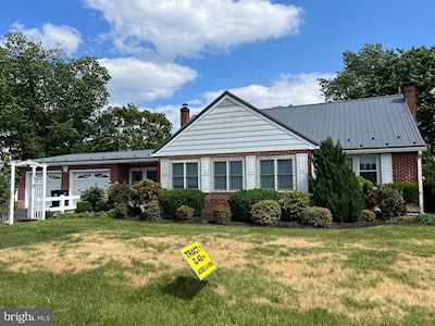 614 Loudon Road Saint Thomas, PA 17252