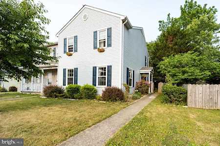 28 Newington Ct N Charles Town, WV 25414