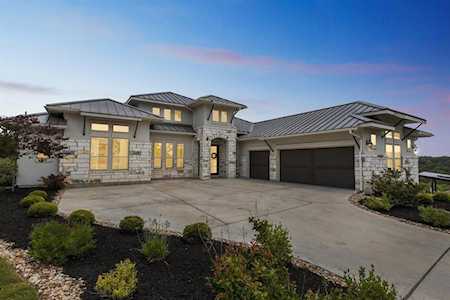 310 Bowcross PT Lakeway, TX 78738