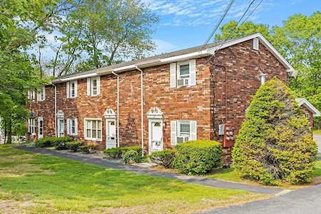126 Felton St #126 Lowell, MA 01852