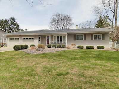 1630 Bruce Ln Green Bay, Village of Ashwaubenon, WI 54313
