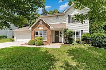 1415 Somerset Crossing Lane Kernersville, NC 27284