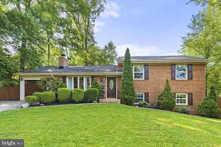 7621 Webbwood Ct Springfield, VA 22151