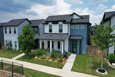 2236 Scenic Bluff Drive Fort Worth, TX 76111