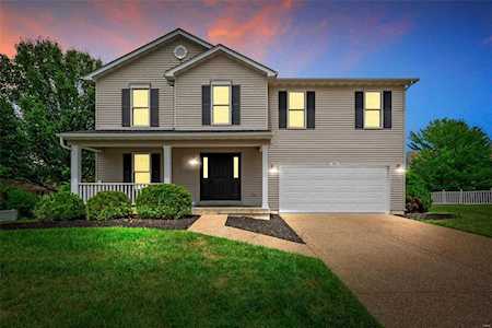 260 Green Summit Dr Wentzville, MO 63385