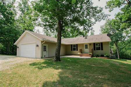 22119 Green Tree Ln Warrenton, MO 63383