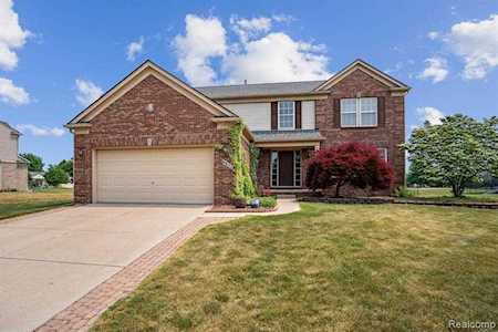 4091 Fieldview Dr Canton Twp, MI 48188