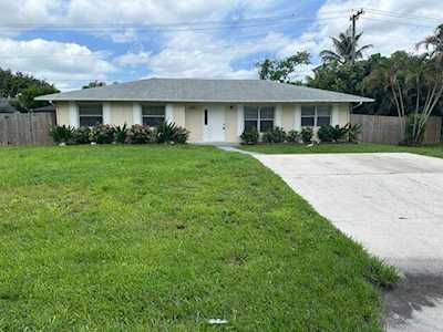 9073 Lantern Drive Lake Worth, FL 33467