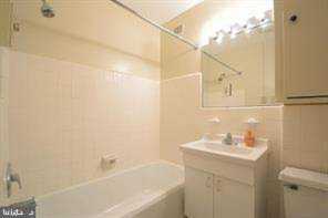 2601 Pennsylvania Ave #1016 Philadelphia, PA 19130