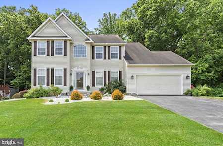 21 Rose Hill Dr Bear, DE 19701