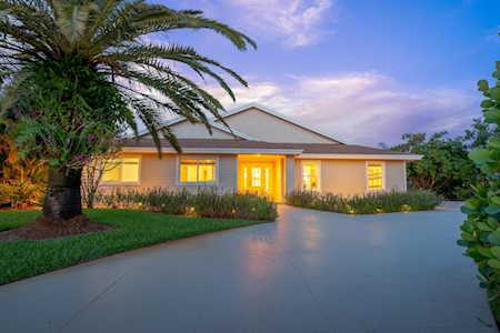 2402 SW Racquet Club Drive Palm City, FL 34990