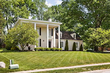 7516 Chestnut Hills Dr Indianapolis, IN 46278