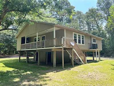 148 Kickapoo T Onalaska, TX 77360