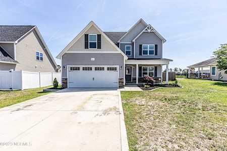 221 Rowland Drive Richlands, NC 28574