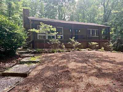1109 Sourwood Circle Chapel Hill, NC 27517