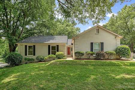 8901 Senter Ct Charlotte, NC 28277