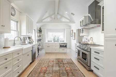 1122 Larchmont Ln Oklahoma City, OK 73116