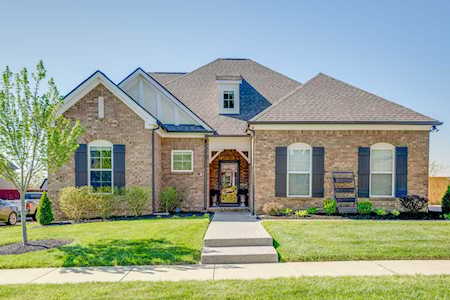 1009 Lawsons Ridge Dr Nashville, TN 37218
