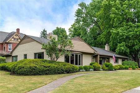 300 E Schantz Avenue Oakwood, OH 45409