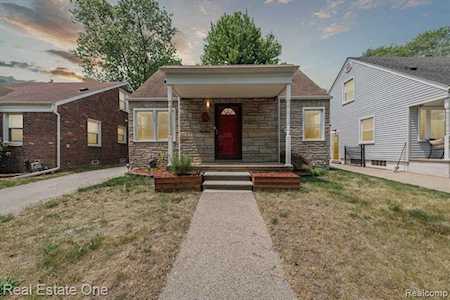 3636 Academy St Dearborn, MI 48124