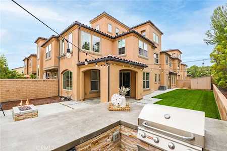 19 Prominence Lake Forest, CA 92630