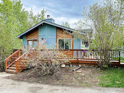 3181 N Snow Goose Dr Wasilla, AK 99654