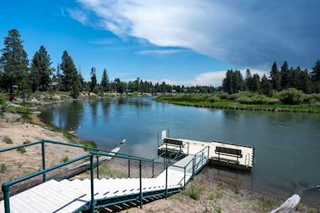 55674 Camp Site Bend, OR 97707
