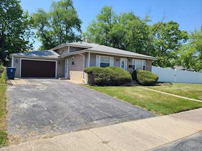 1280 Arthur St Calumet City, IL 60409