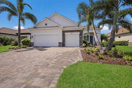 614 Wildlife GLEN Bradenton, FL 34209