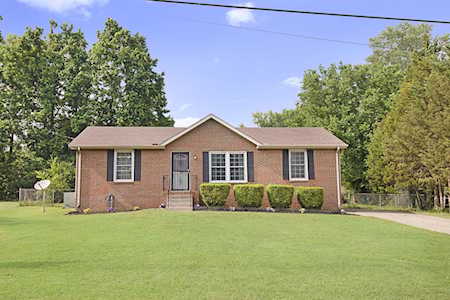 515 Mallory Dr Clarksville, TN 37042