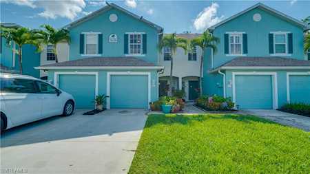 3638 Pine Oak Circle #104 Fort Myers, FL 33916