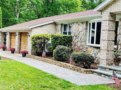 686 Plainfield Pike Scituate, RI 02857