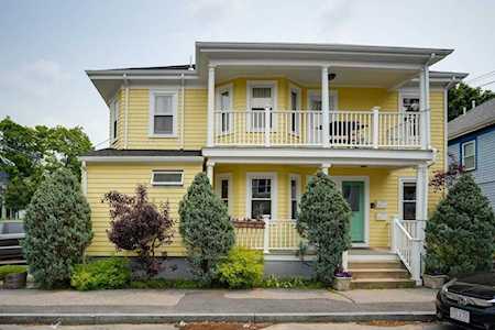 31 Francis Street #31 Belmont, MA 02478