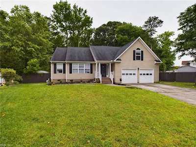 2405 Deer Neck Arch Chesapeake, VA 23323