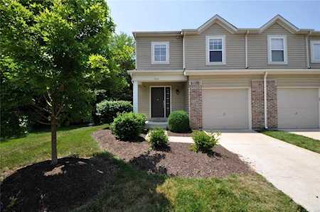 3101 Pathfinder Trl St Charles, MO 63301