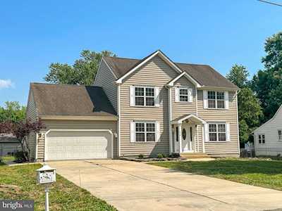 712 Cardinal Ave Bear, DE 19701