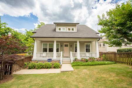 2828 Vaulx Ln Nashville, TN 37204