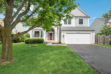 1840 Fairport Dr Grayslake, IL 60030