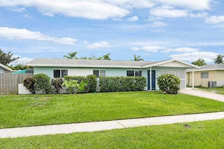 3160 Capri Road Palm Beach Gardens, FL 33410