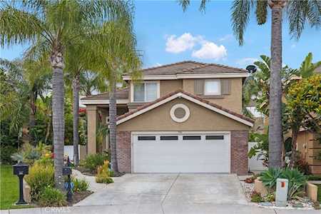 906 S Dylan Way Anaheim Hills, CA 92808