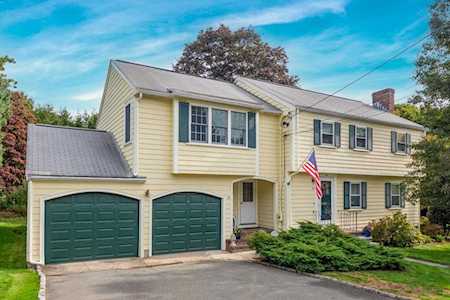 10 Clearwater Rd Winchester, MA 01890